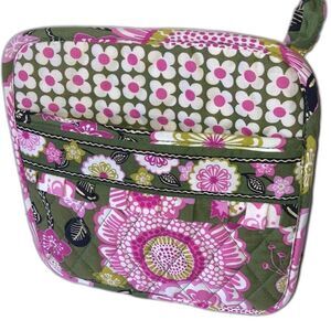 VERA BRADLEY What's Cookin' Olivia Pink Potholder 8.5 x 8.5 inches